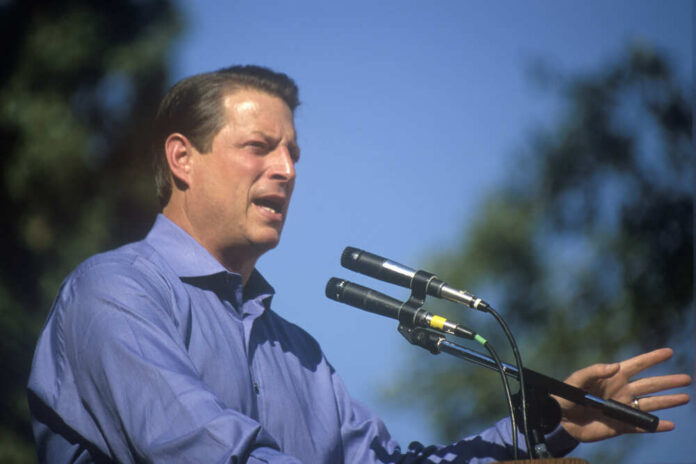 Circa,2000,-,Vice,President,Al,Gore,Campaigns,For,The