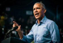Obama’s NEW Ultimatum Shocks Democrats Barack Obama speaks at podium.